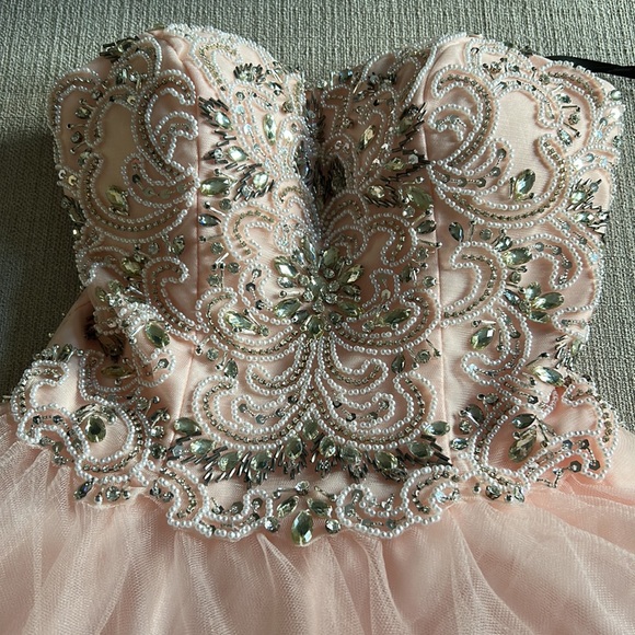 Girls size 4 Graduation/prom dress - Picture 2 of 8